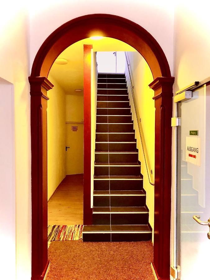 Andefu Hotel Am Kantpark Дуйсбург Екстер'єр фото